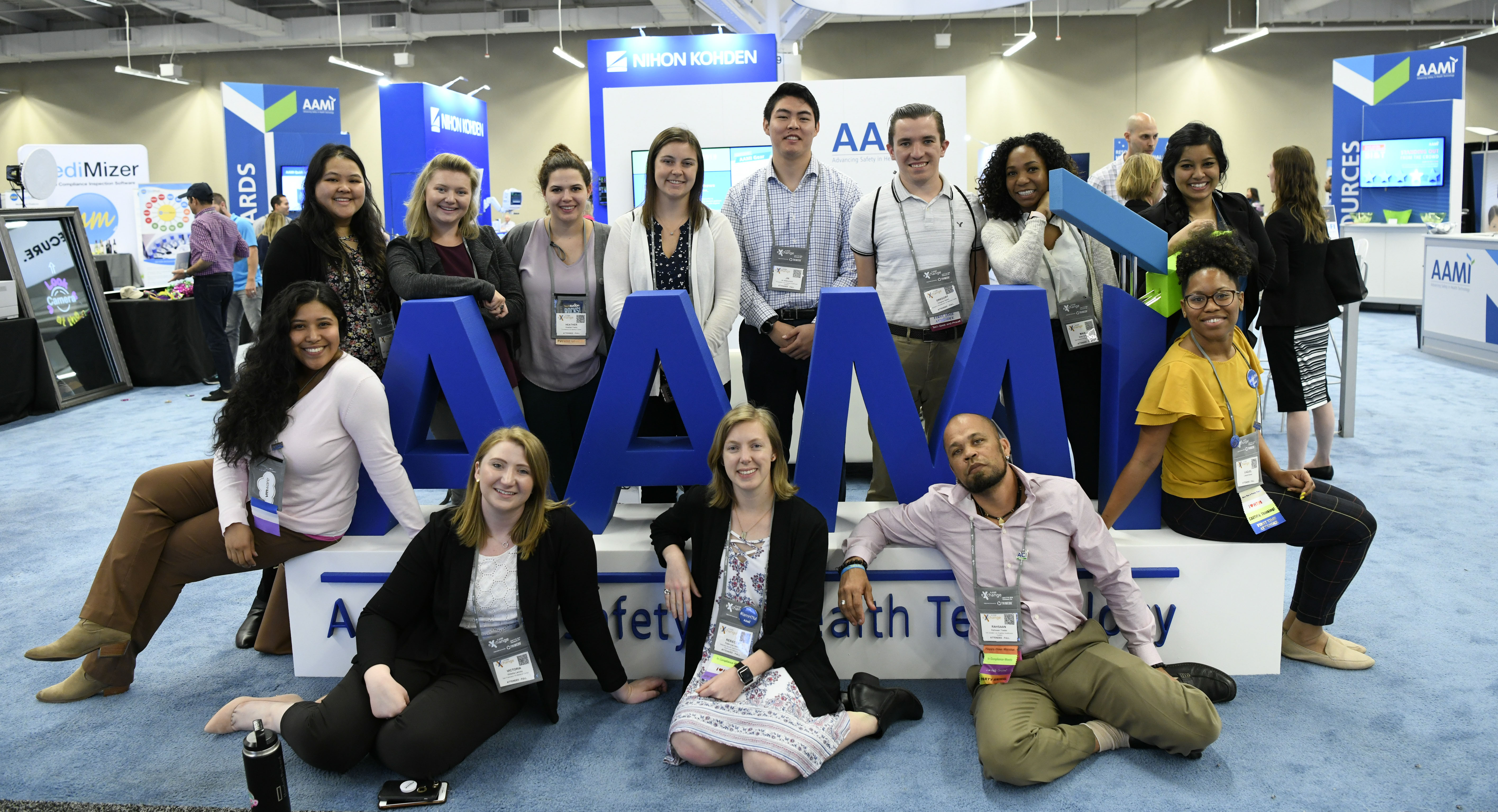 AAMI members gather for a group photo during the 2019 AAMI Exchange.